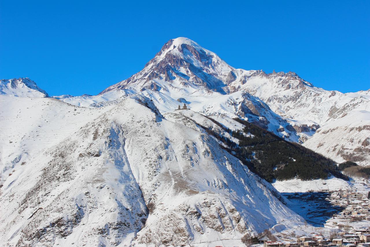 Sunshine Kazbegi Hotel Exterior photo